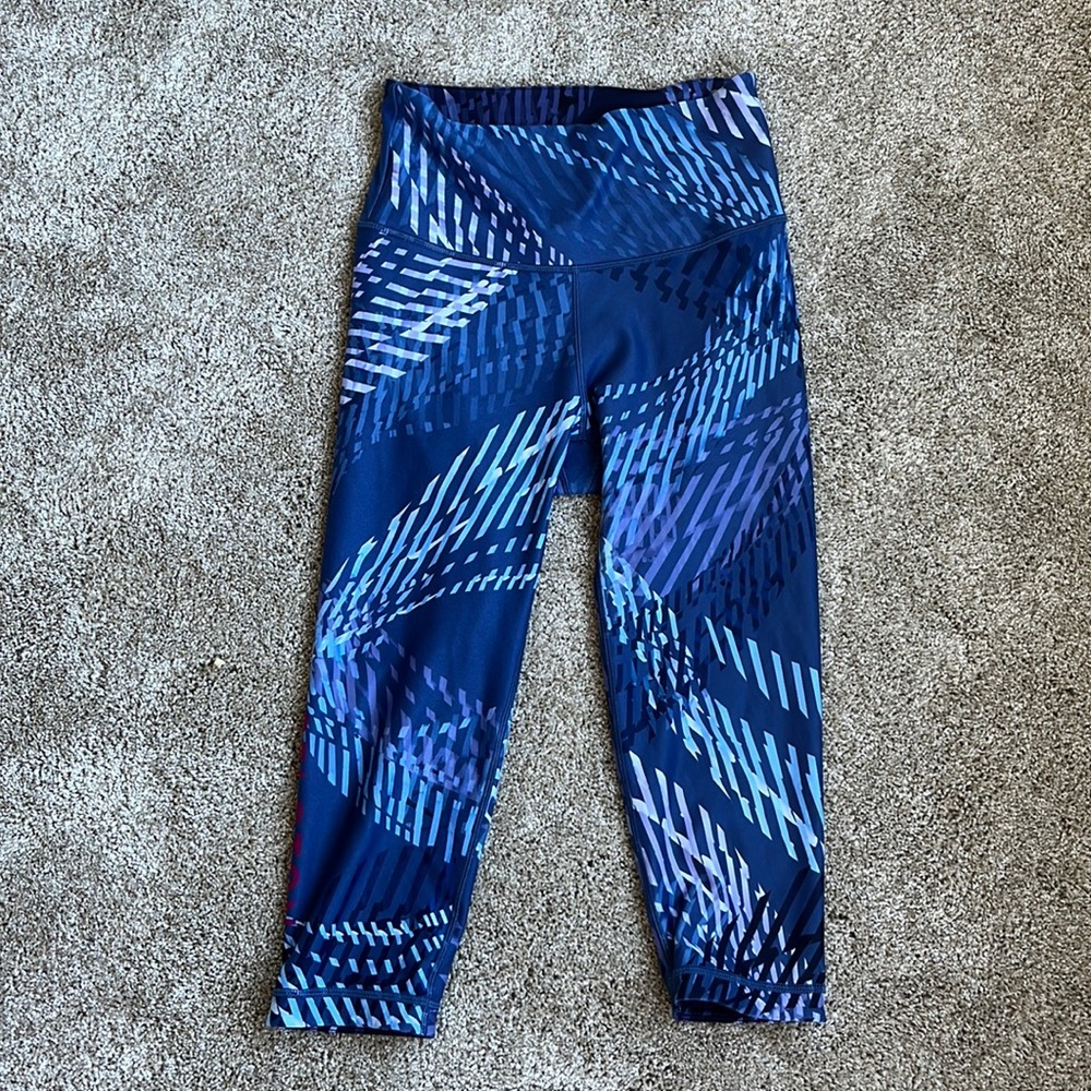 Peloton women’s high waist workout pants, size Medium